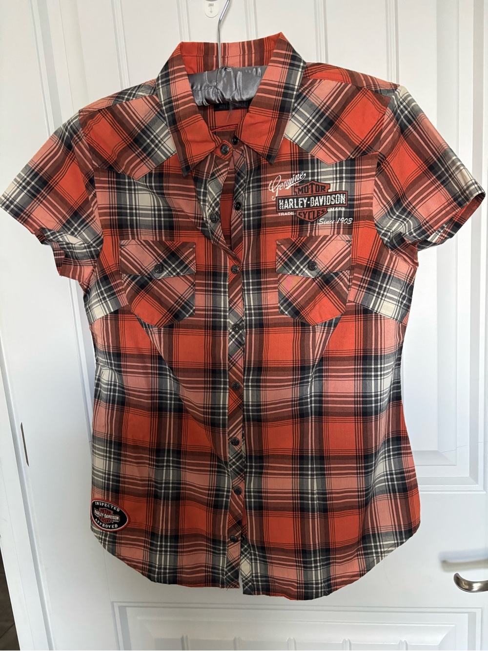 NWOT. Harley Davidson button up with bling!